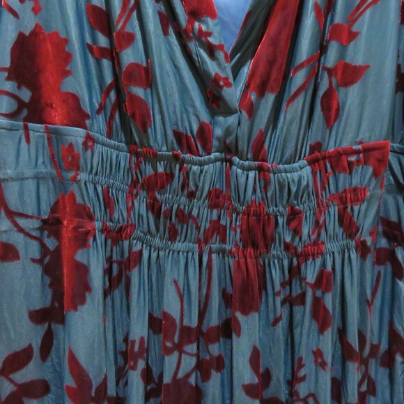 ESHAKTI WAYWARD FANCIES Floral Velvet Burnout Smocked Waist Tiered Dress Evening - Picture 8 of 16